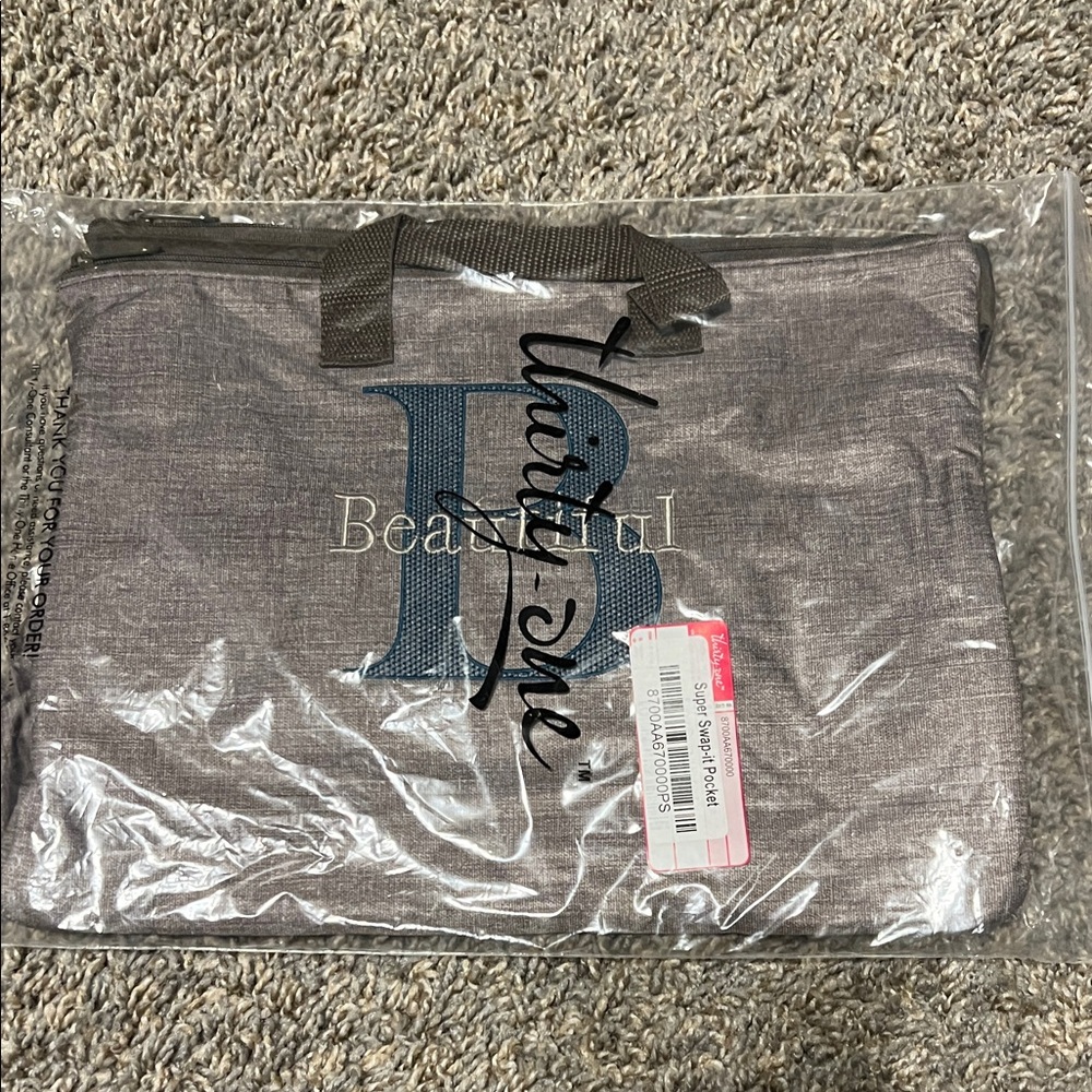 Thirty-One Super Swap-It Pocket
